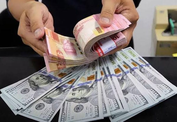 Rupiah Melemah Dipicu Ekspektasi Suku Bunga Fed