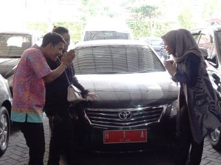 Mobil Dinas Wali Kota Semarang Bisa Dipinjam Buat Nikahan, Supir dan BBM Gratis!