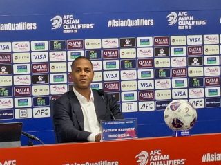 Patrick Kluivert Akui Timnas Jepang Terlalu Kuat Bagi Indonesia Saat Ini
