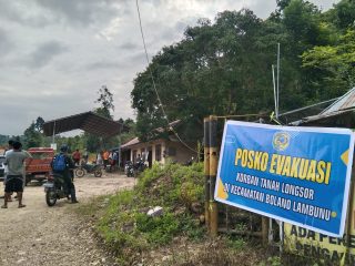 Tanah Longsor di Kabupaten Parigi Moutong, Tim Gabungan Terus Lakukan Pencarian Korban