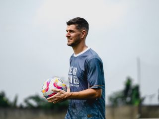 Dewa United Gaet Nick Kuipers, Perkokoh Lini Pertahanan
