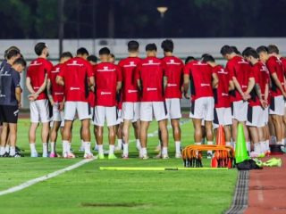 Rahmad Darmawan dan Akmal Marhali Soroti Minimnya Jam Terbang Pemain Diaspora Timnas
