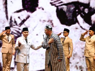 Kisah Spiritual Soekarno Tersaji di Kota Surabaya, Tampilkan Sosok Religius Sang Proklamator