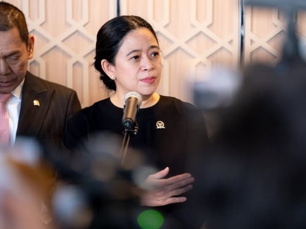 DPR Beri Kesempatan BGN untuk Evaluasi Program MBG