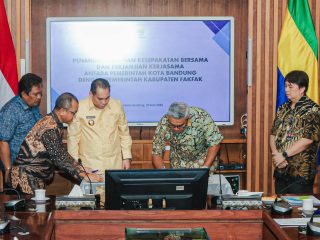 Kerja Sama Aplikasi Simonel, Kota Bandung dan Fakfak Sepakat Tingkatan Tata Kelola Pemerintahan