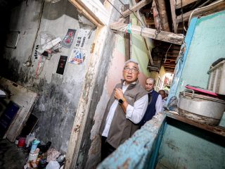 Wali Kota Bandung Tinjau Kesiapan Renovasi 100 Rutilahu Tahap Pertama
