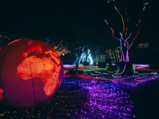 Rekomendasi Tempat Liburan di Bandung, Galactic Glow Hadirkan Wahana Luar Angkasa di Tengah Kota