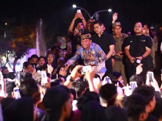 Gubernur Agustiar Sabran Resmikan Huma Betang Night, Tingkatkan Ekonomi UMKM dan Lestarikan Budaya Kalteng