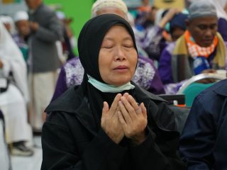 Setelah Insiden Penerbangan, Kloter SUB-33 Asal Jember Akhirnya Tiba dengan Selamat di Surabaya