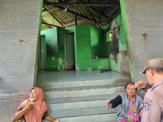 Ponten Umum di Surabaya Disulap Jadi Tempat Tinggal, Satpol PP Lakukan Penertiban