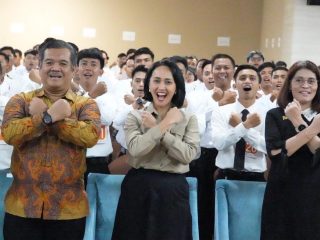 Ribuan CPMI Dapat Motivasi Sebelum Kerja di Luar Negeri Oleh Wamen P2MI