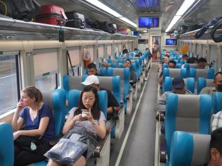 Semester I 2025, Lebih Dari 21 Ribu Wisatawan Asing Gunakan Kereta Api