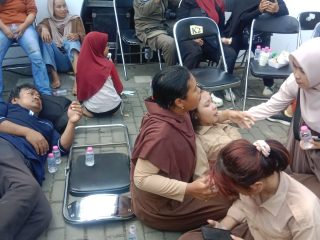 Pesta Rakyat Berujung Maut, Makan Gratis di Pernikahan Anak Gubernur Jabar Memakan Korban