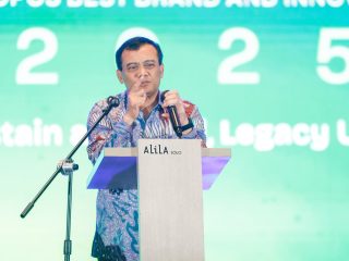 Ahmad Luthfi Dinobatkan Kepala Daerah Inspiratif