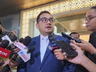 Respons Ketua Komisi II soal Pelaksanan Upacara HUT RI ke-10 di Jakarta