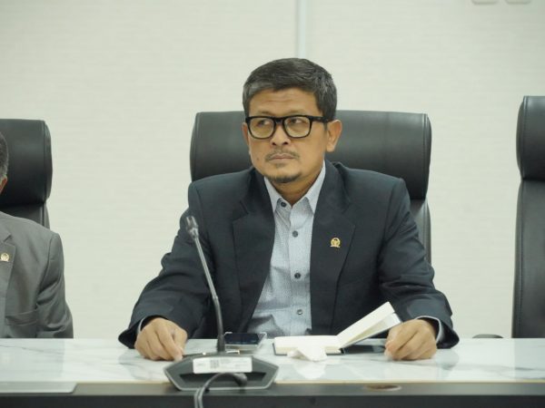 Komisi XI DPR Dorong Kemenkeu Jelaskan Dasar Hukum Pelibatan TNI-Polri dalam Pengawasan Pajak