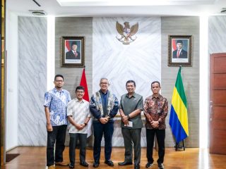 Pemkot Bandung Siap Sinergi dengan DPRD Jabar, Atasi Isu Pendidikan hingga Sampah