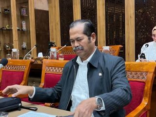 Khawatir Masih Ada Siswa SMP yang Belum Bisa Membaca, Komisi X: Bukannya Indonesia Emas, Malah Cemas