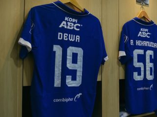 Intip Harga Jersey Terbaru Persib Musim 2025/2026, Tembus Rp 1 Juta