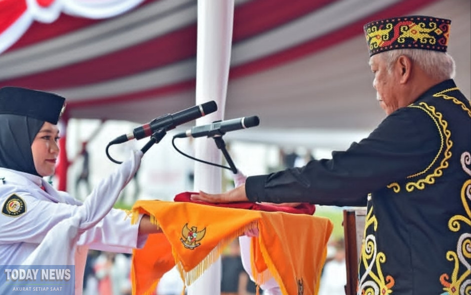 Kepala Otorita IKN, Basuki Hadimuljono saat memimpin upacara perayaan HUT RI di IKN. Foto: Pribadi