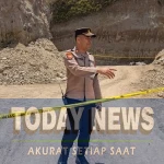 Pekerja tambang tertimbun material di galian C Magetan.