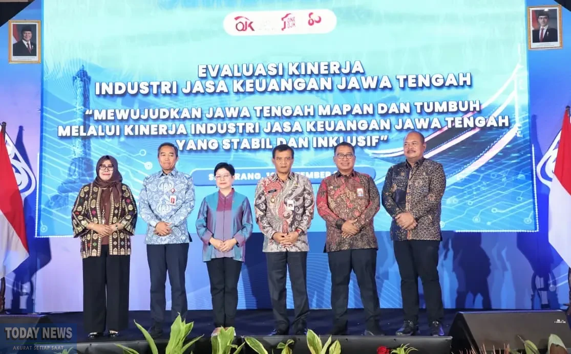 Evaluasi kinerja Industri Jasa Keuangan (IJK) Jawa Tengah Semester I di Hotel Gumaya, Kota Semarang