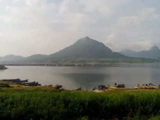 8-tempat-wisata-di-purwakarta