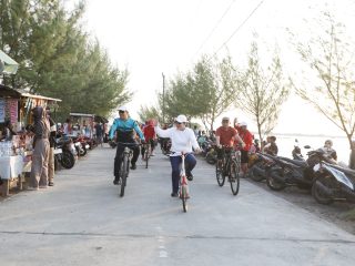 Pemkot Semarang Siap Kembangkan Wisata Pantai Mangunharjo