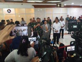 Wamenhan Ajak Masyarakat Bersama-sama Lawan Para Pengacau