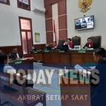 Sidang pembacaan tuntutan kasua pengerusakan mobil dengan terdakwa Jan Hwa Diana.