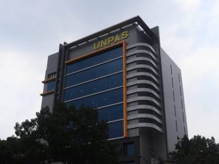 Pasca Penembakan Gas Air Mata, Rektor Unpas Pastikan Kondisi Kampus Sudah Kondusif