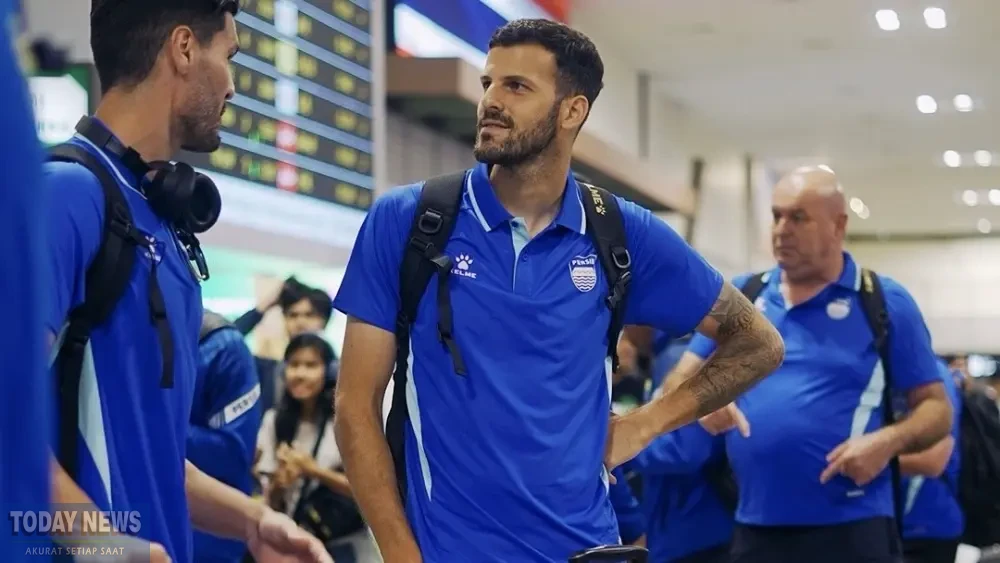 Persib-Alihkan-Fokus-ke-Laga-ACL-2-di-Bangkok-1759119330
