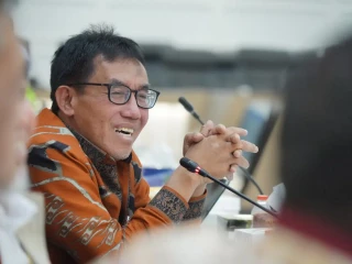 Komisi IX Minta BGN Atasi Kesenjangan Anggran Program MBG