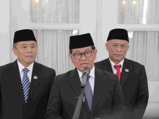 Gubernur Pramono Lantik 992 Pejabat Fungsional ASN, Dorong Peningkatan Layanan Publik