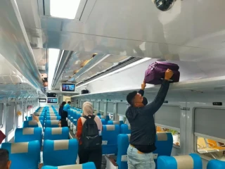 KAI Catat Lonjakan Penumpang Kereta saat Libur Panjang Maulid