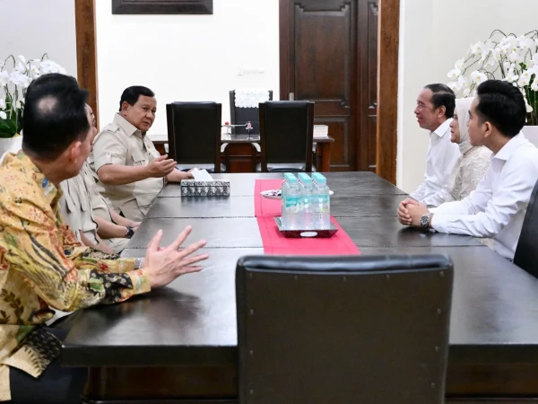 Pertemuan Jokowi-Prabowo Disebut untuk Membantah Isu Perpecahan