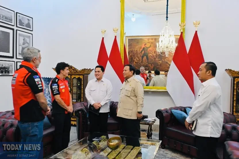 9446presiden-prabowo-terima-pembalap-moto-gp-marc-marquez-di-istana-menpora-erick-simbol-penting-sport-tourism-indonesia-di-dunia