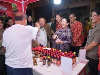 Ikon Kuliner Waroeng Semawis di Semarang Kembali Dibuka