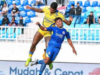 Dua Laga Persib Bandung di Ajang Super League Terpaksa Ditunda