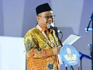 Mendikdasmen Umumkan Insentif Guru Honorer Naik di Tahun Depan, Segini Besarannya!