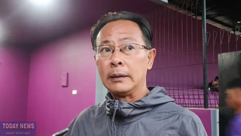 Jelang-Tandang-ke-PSIM--Ong-Kim-Swee-Asah-Agresifitas-Serangan-Persik-Kediri--1761706260