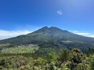 medium_gunung_lawu_15c22fc770