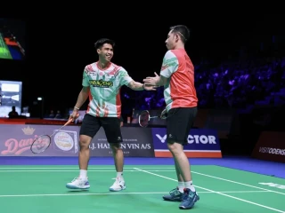Sabar/Reza Melaju ke Babak Kedua Denmark Open 2025 Usai Tundukkan Wakil China