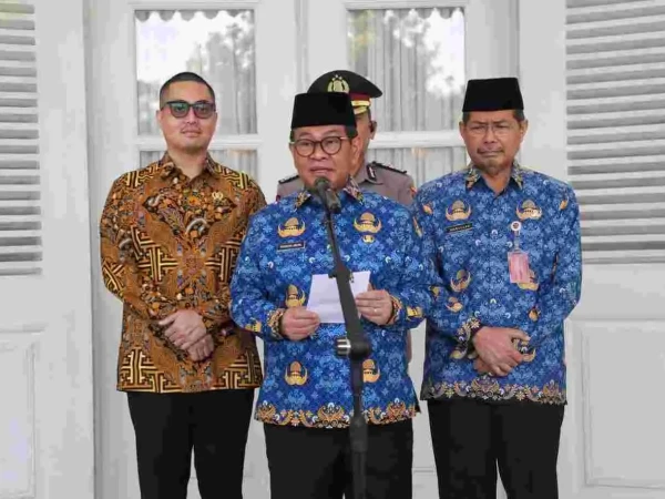 HUT ke-80 TNI, Pemprov DKI Berlakukan Tarif Transportasi Publik Rp80