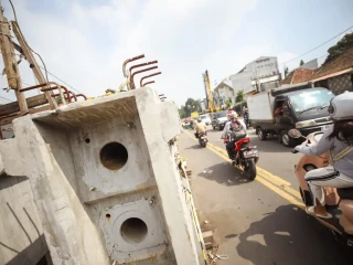 Percepatan Pembangunan Flyover Nurtanio, Jalan Sekitar Ditutup Sementara