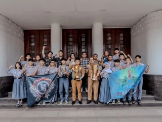 Turnamen Nasional by.U: Wakil Wali Kota Lepas Tim Futsal SMAN 21 Bandung