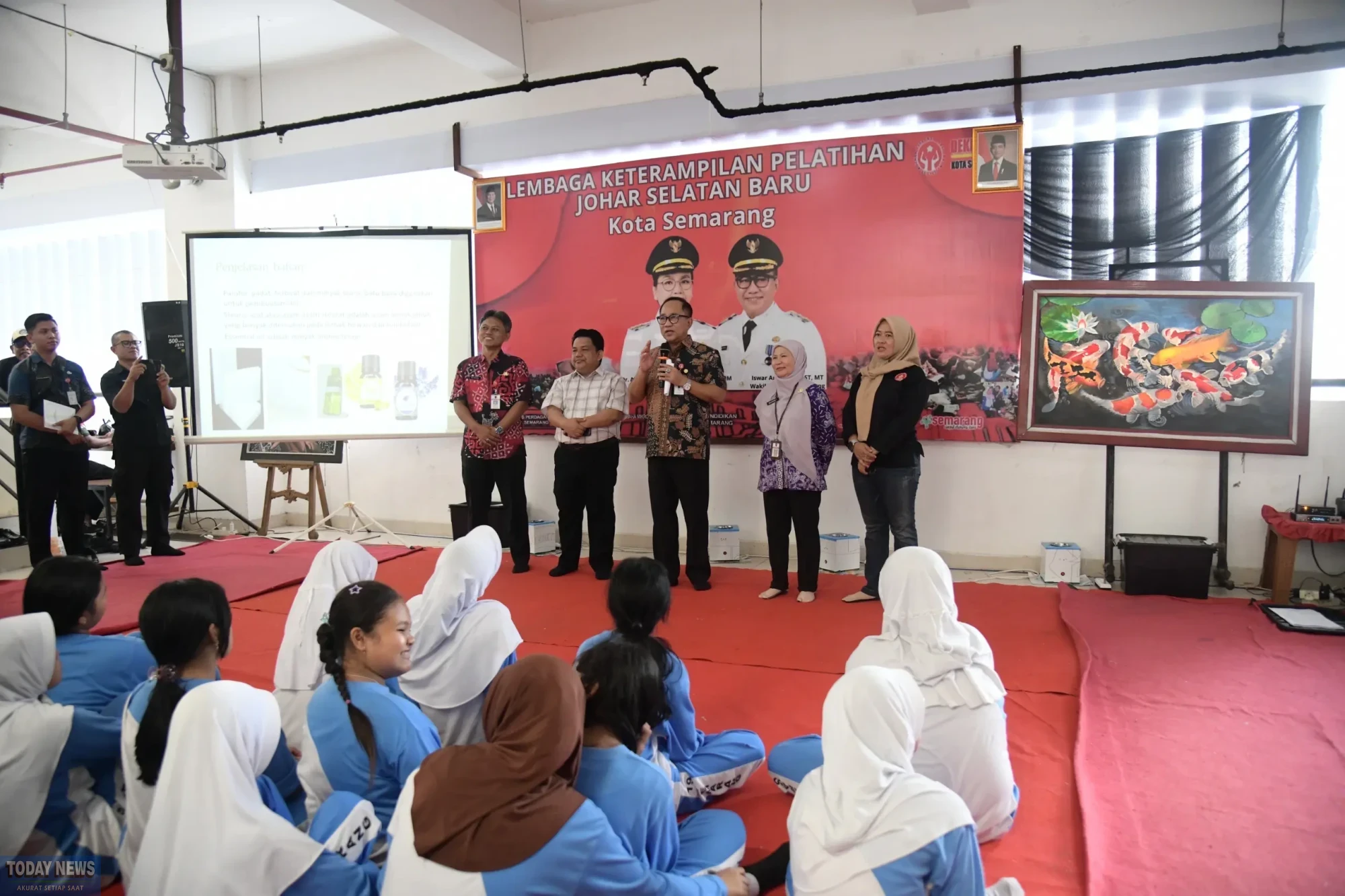 6dded490-a64b-4769-8409-bc1dd32e6c74