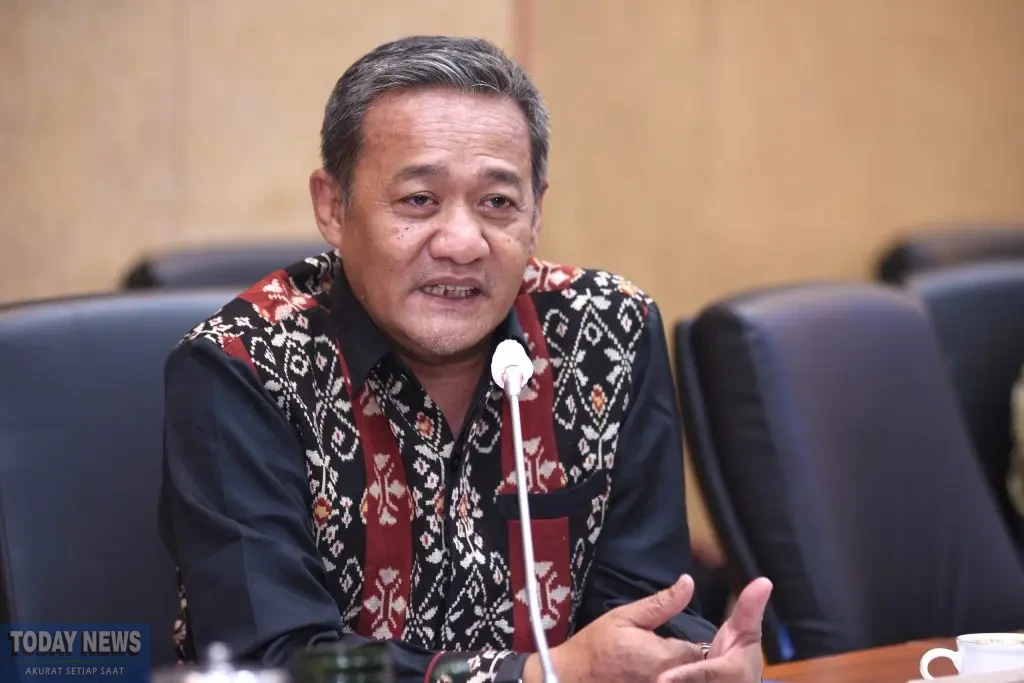 Anggota_Komisi_IX_DPR_RI_Obon_Tabroni_saat_Rapat_Kerja_Komisi_IX_dengan_Menteri_Kesehatan__Dewan_Pen20250211203120-1024x683