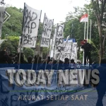 Demo Ultras Garuda di Depan Kantor PSSI_Foto Todaynews (4)