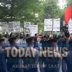Demo Ultras Garuda di Depan Kantor PSSI_Foto Todaynews (6)